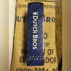 40.5 oz 😱 Dutch Bros Thermos